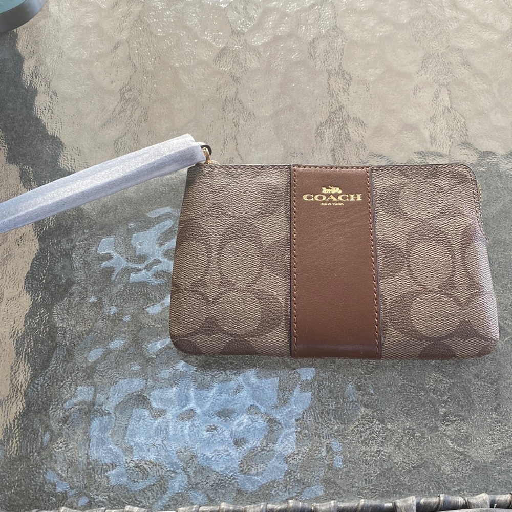 NWT coach wristlet
